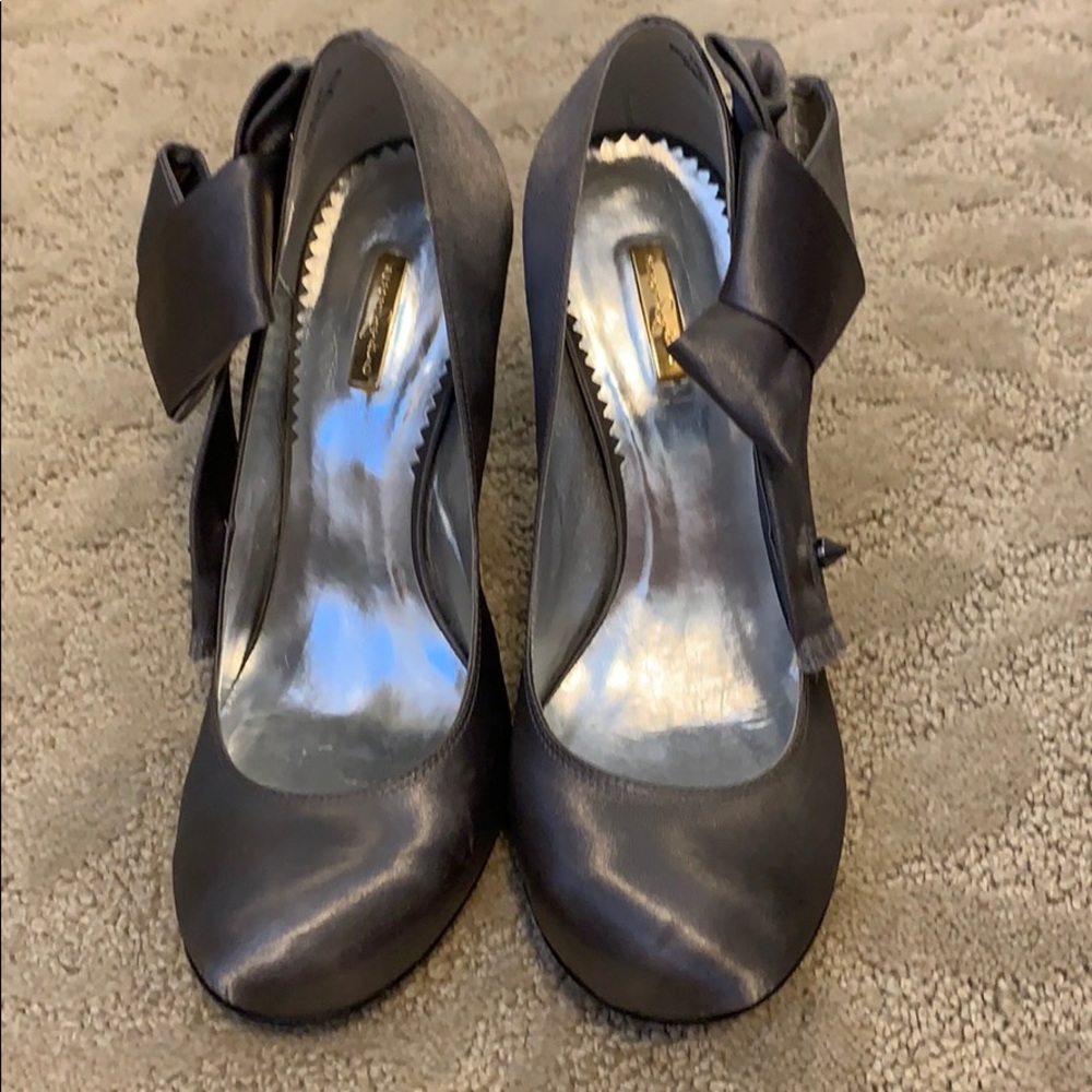 Report Signature Heels - Picture 3 of 3